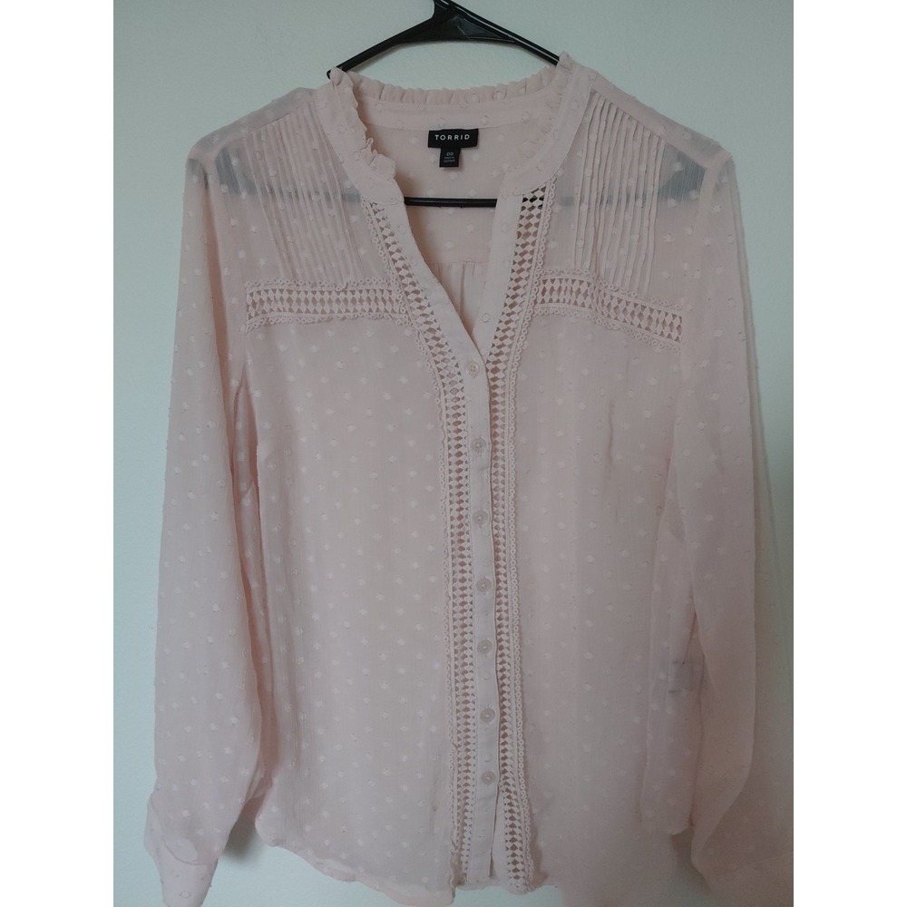 Torrid Button Front CHIFFON CLIP DOT LACE INSET Light Pink Size 0 SizeL Boho Y2k